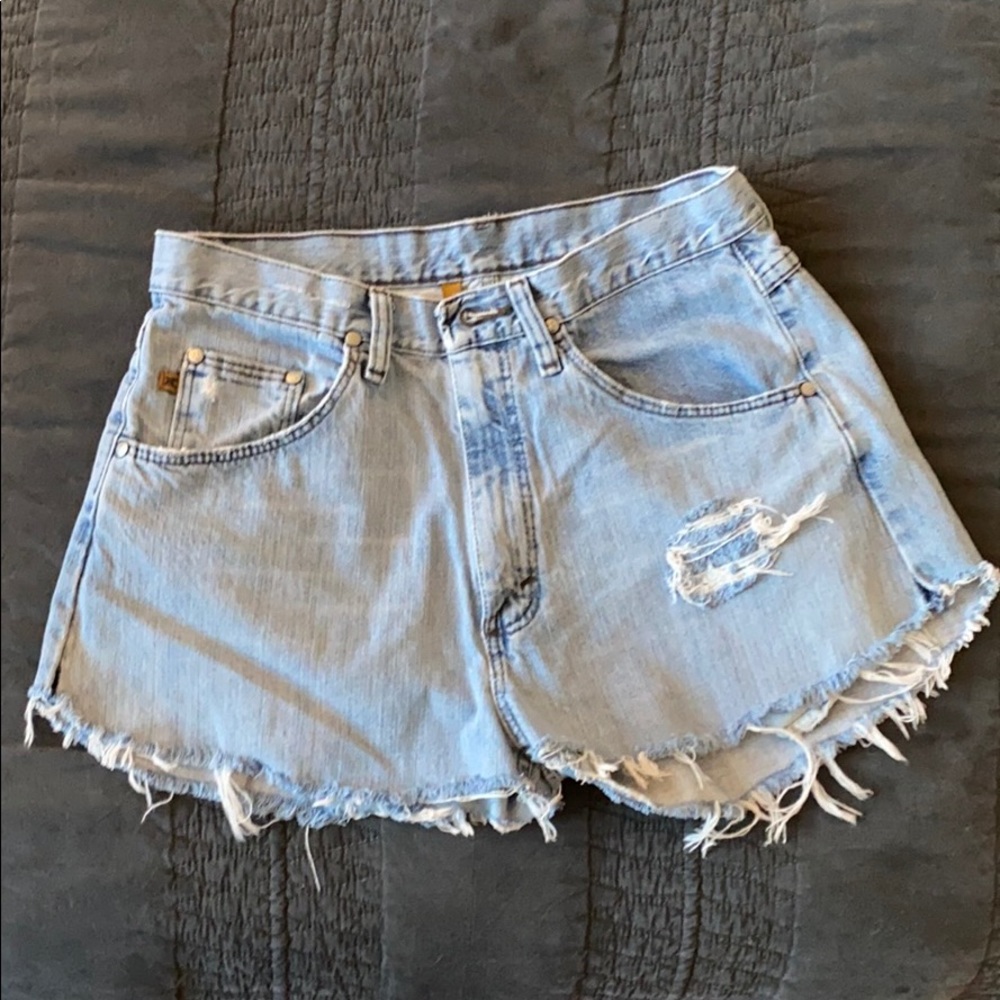 Cut off jean shorts